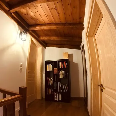Eva's Химара