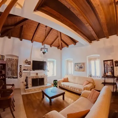 Villa Eva's *